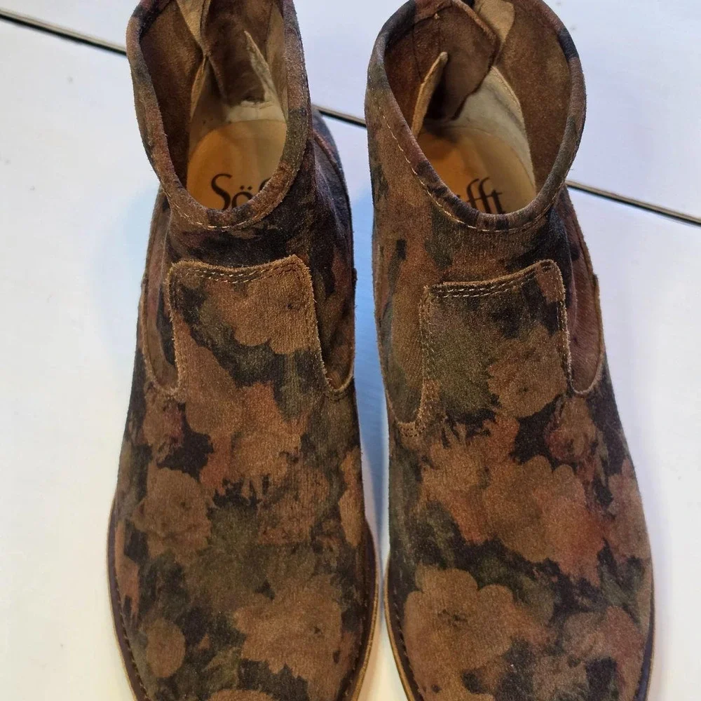 Sofft Aisley Brown Floral Suede Western Ankle Booties SF0035857 Womens 6M